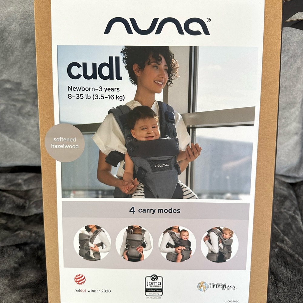 Nuna Cudl Carrier new with box